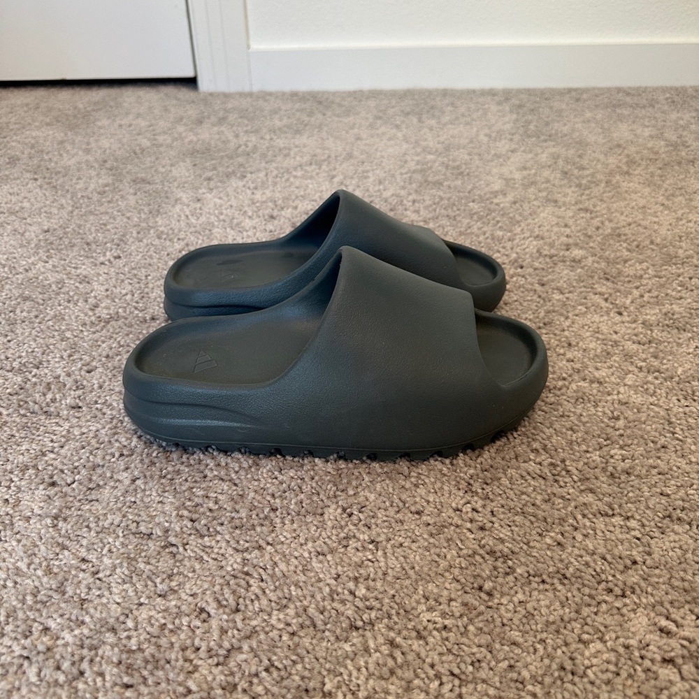 Adidas Yeezy Slide Slate Marine